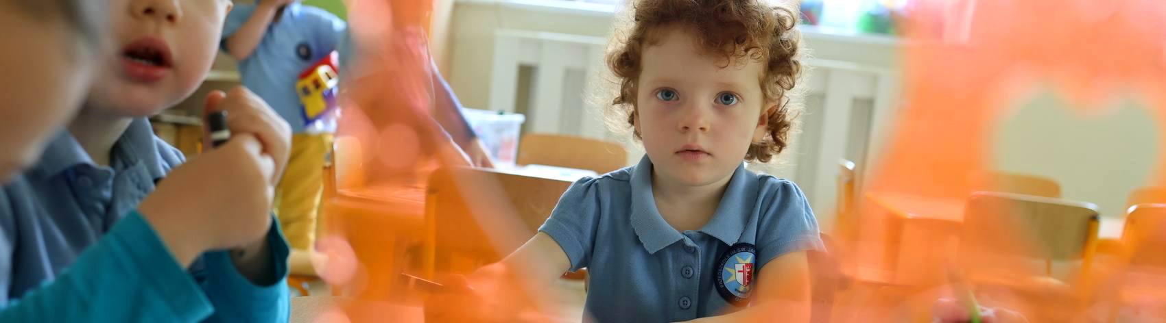 Czerpanie z ponad 300-letniej międzynarodowej tradycji edukacyjnej De la Salle